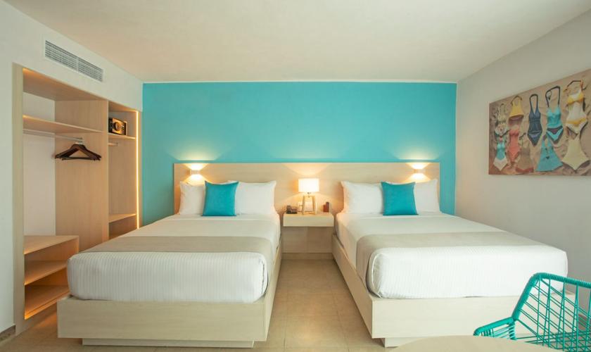 Confort doble vista parcial al mar Hotel Amares Acapulco Confort doble vista parcial al mar Hotel Amares Acapulco